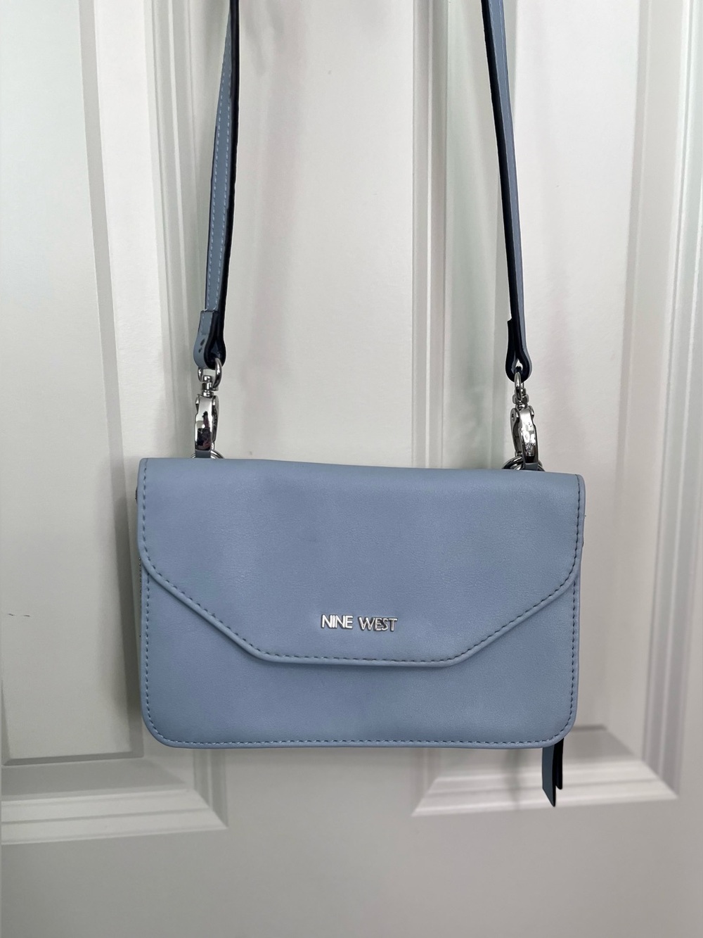 Nine West Crossbody Wallet Purse - Picture 3 of 6